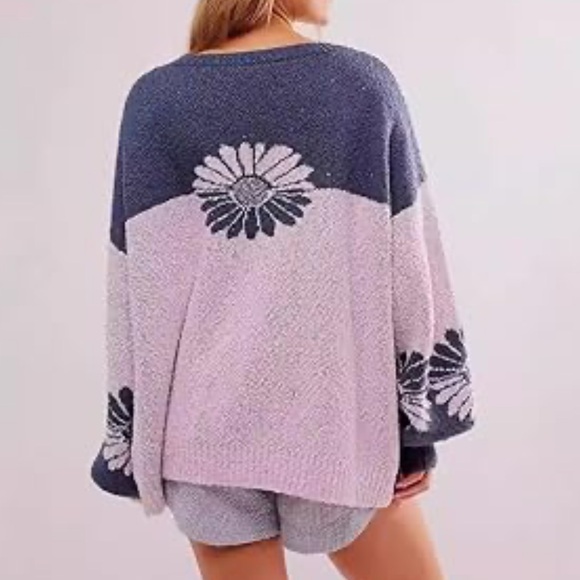 Free people in bloom sweater women size S oversized - Picture 3 of 11